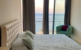 Nice Duplex, Praia